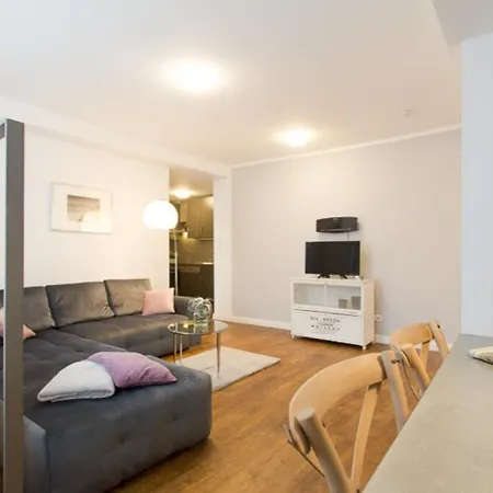 Apartment Hanseatic-suite I - Versteck Am Strom Rostock